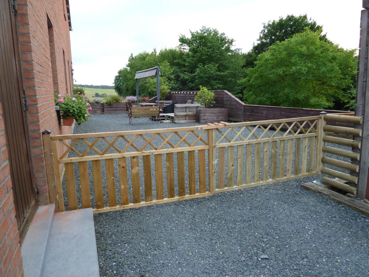 Appartement 'chez Lulu' - De Charme En Ardennes Avec Grande Terrasse Fermée